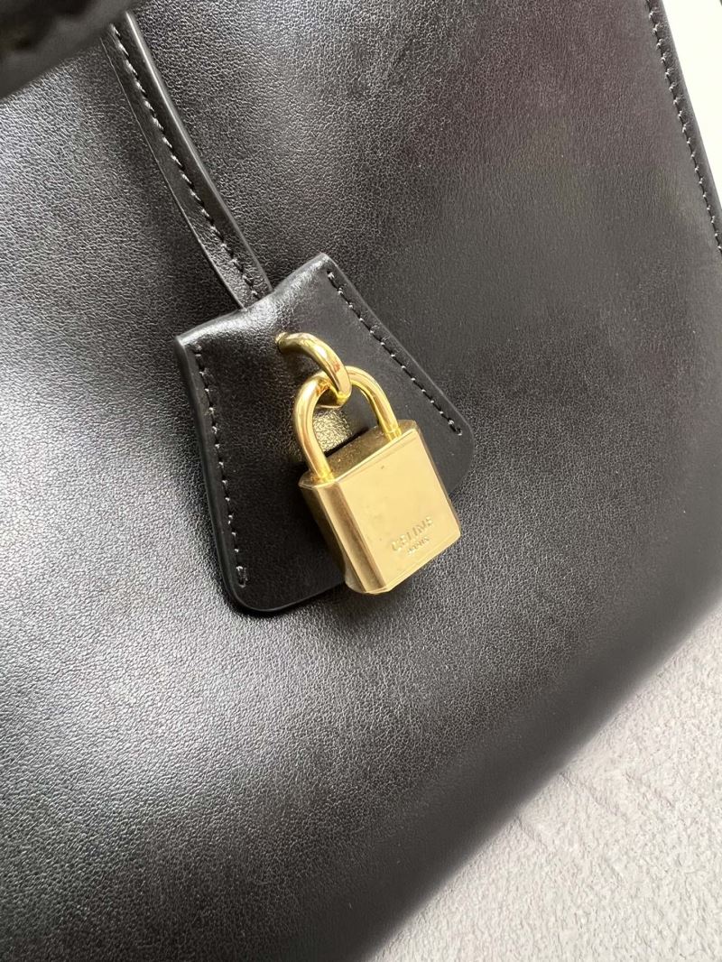 Ce1i*e cabas bags